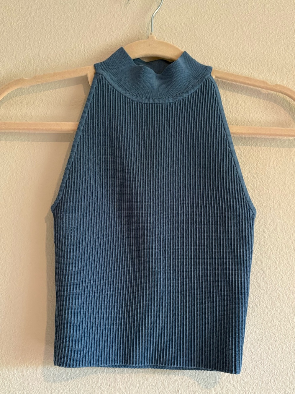 Aritzia Babaton Sculpt Knit Mockneck Halter Top Women’s XS Blue Sleeveless